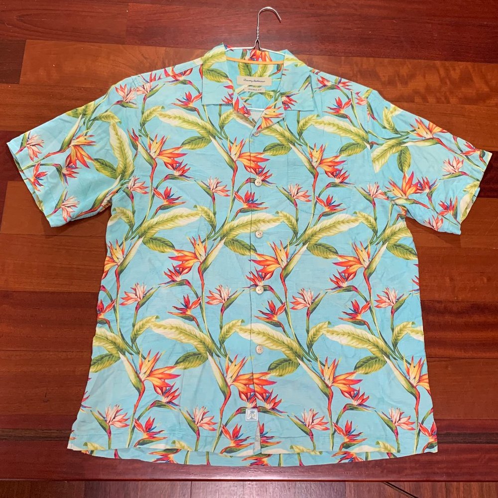 Tommy Bahama 100% silk casual button down